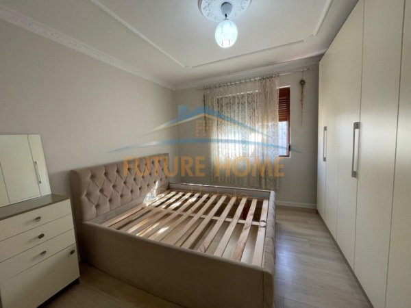 Tirane, shes apartament 1+1+Ballkon Kati 4, 57 m² 90.000 € (Xhanfize Keko)