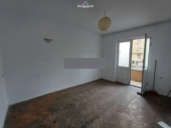 Tirane, shes apartament 2+1 Kati 3, 66 m² 135.000 € (pazari i ri)