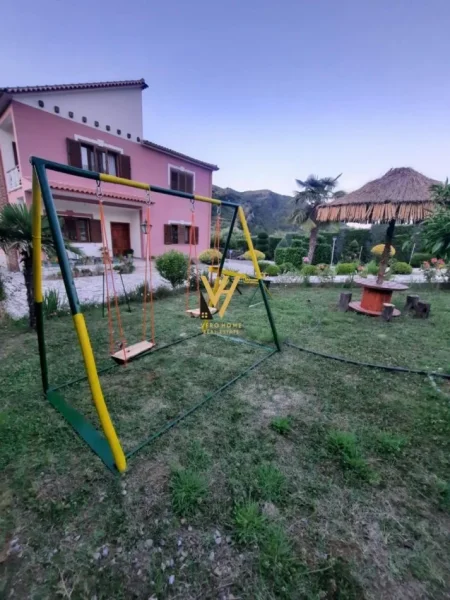 Tirane, jepet me qera apartament 2 Katshe Kati 1, 288 m² 1.400 € (NDROQ)