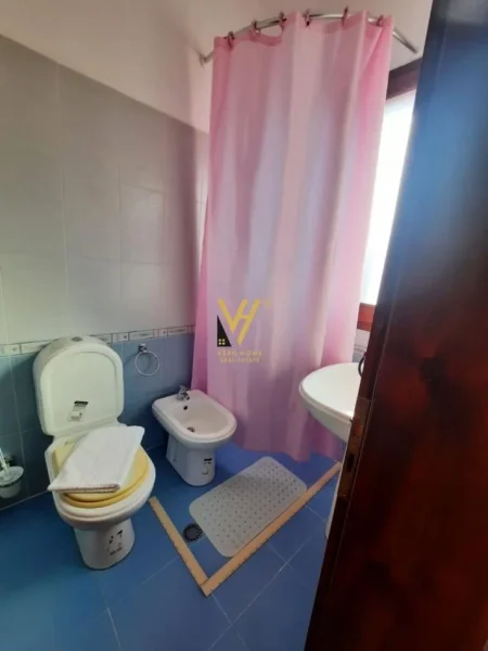 Tirane, jepet me qera apartament 2 Katshe Kati 1, 288 m² 1.400 € (NDROQ)