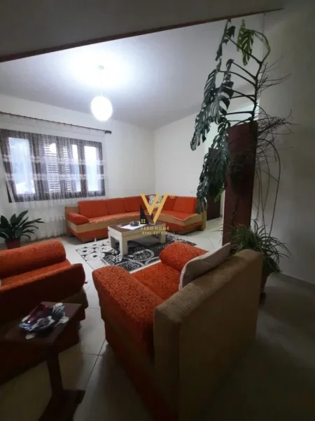 Tirane, jepet me qera apartament 2 Katshe Kati 1, 288 m² 1.400 € (NDROQ)