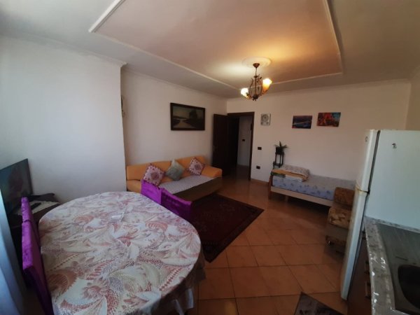 Tirane, jepet me qera apartament 1+1 Kati 3, 70 m² 500 € (PEDIATRIA)