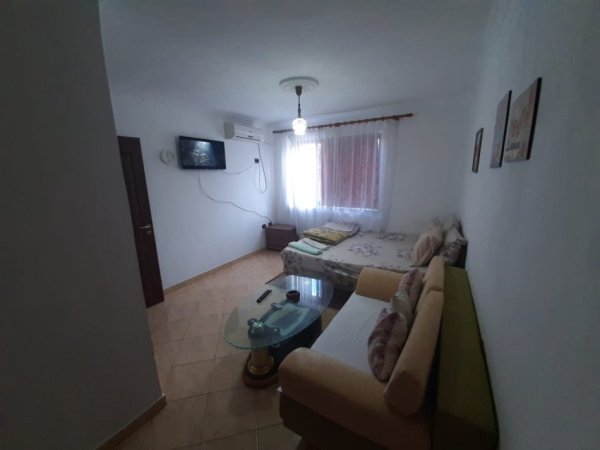 Tirane, jepet me qera apartament 1+1 Kati 3, 70 m² 500 € (PEDIATRIA)