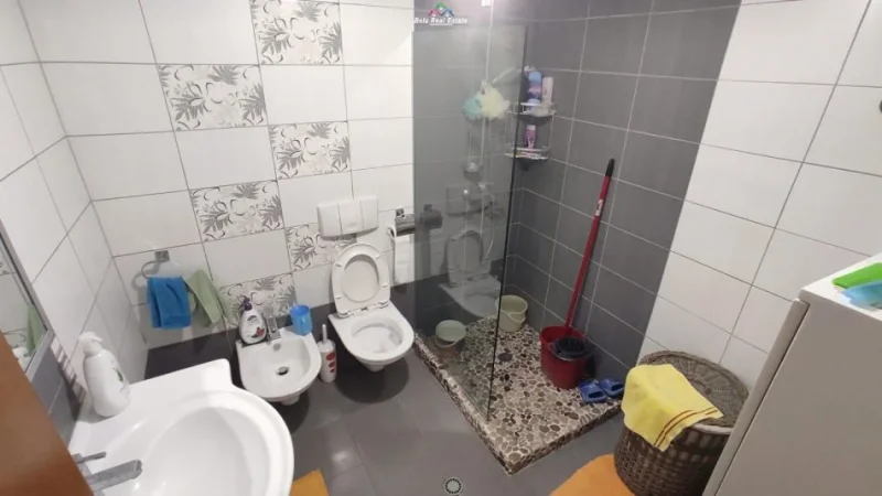 Tirane, shes apartament 2+1 Kati 7, 105 m² 253.000 € (ISH ESKPOZITA)