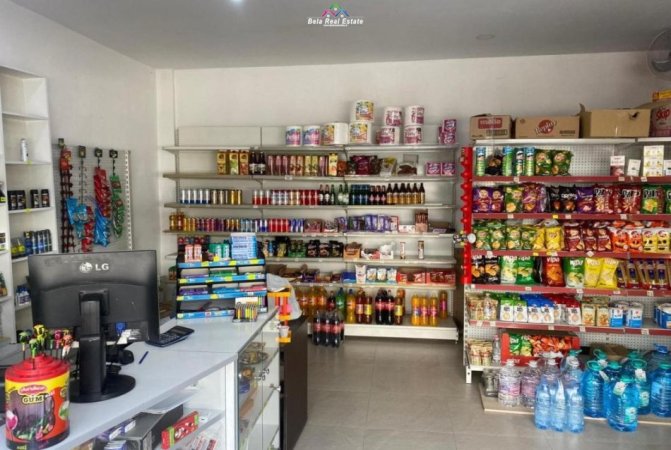 Tirane, jepet me qera ambjent biznesi Kati 0, 40 m² 400 € (ASTIR)
