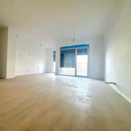 Tirane, shitet apartament 2+1 , 119 m² 179.000 € (Bulevardi i Ri)