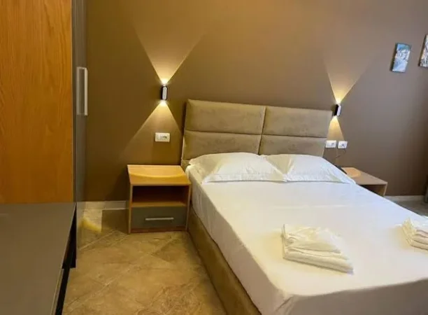 HOTEL ME QIRA