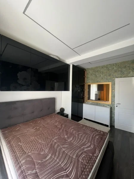 Tirane, shes apartament 3+1+Ballkon Kati 2, 81 m² (Kodra e Diellit)