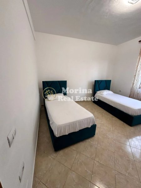 Tirane, jepet me qera shtepi 2+1+Aneks+Ballkon Kati 2, 115 m² 450 € (Casa Italia-Pati Travel Terminali)