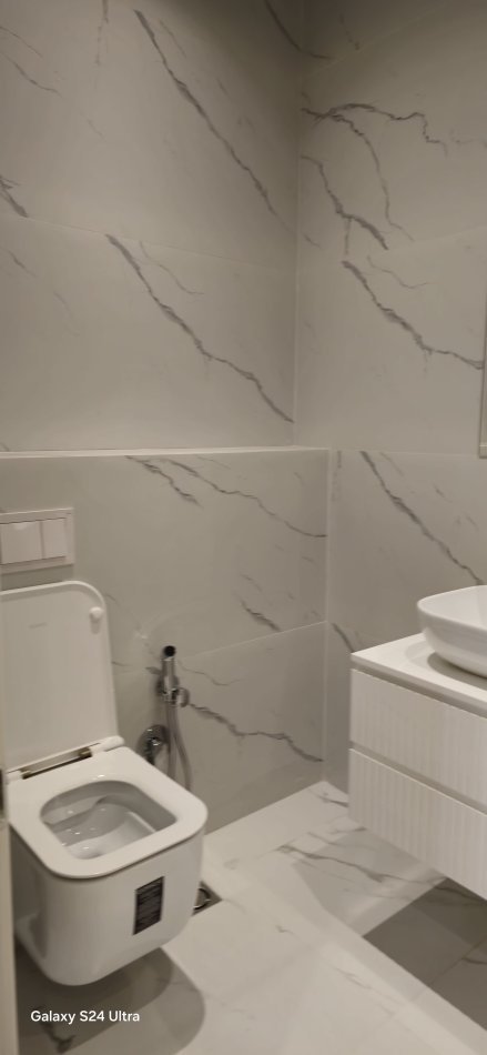 Tirane, jepet me qera apartament 2+1 Kati 4, 125 m² 1.200 € (Rruga e Kavajes)