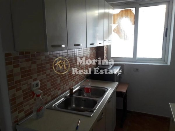 Tirane, jepet me qera apartament 1+1 Kati 1, 100 m² 650 € (21 Dhjetori)