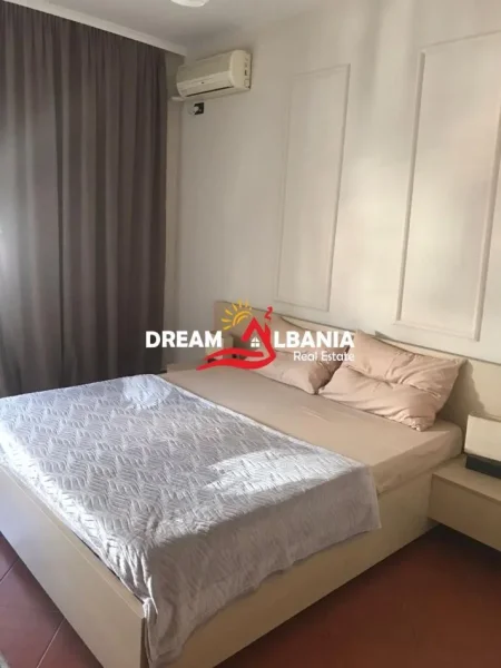 Tirane, jepet me qera apartament 2+1+Ballkon Kati 7, 85 m² 800 € (Ne rrugen Sami Frasheri, prane gjimnazit "Petro Nini Luarasi")