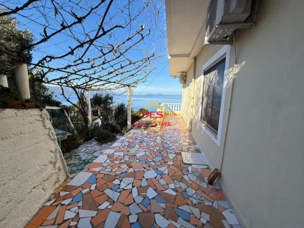 Vlore, jepet me qera hotel Kati 0, 11.500 € (Rruga Dhimitër Konomi)