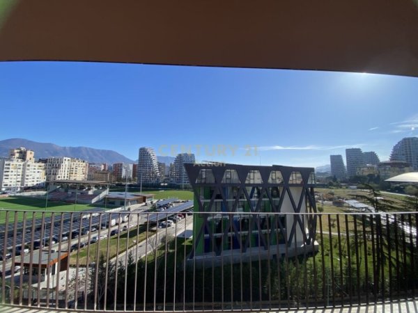 Tirane, jap me qera apartament 1+1+POST PARKIMI , 80 m² 1.100 € (Rruga e Kosovarëve)