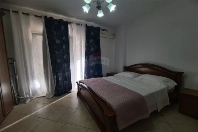 Tirane, jepet me qera apartament 2+1 Kati 5, 85 m² 650 € (Rruga e Elbasanit)