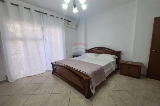 Tirane, jepet me qera apartament 2+1 Kati 5, 85 m² 650 € (Rruga e Elbasanit)