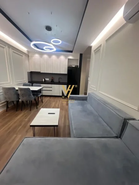 Tirane, shitet apartament 1+1+Ballkon Kati 10, 65 m² 175.000 € (KOMUNA E PARISIT)