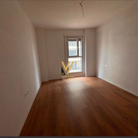 Tirane, jepet me qera apartament 2+1+Ballkon Kati 6, 100 m² 600 € (DON BOSKO)