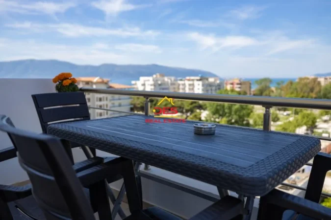 Vlore, jepet me qera apartament 2+1+Ballkon Kati 7, 108 m² 500 € (Rruga Sazani)