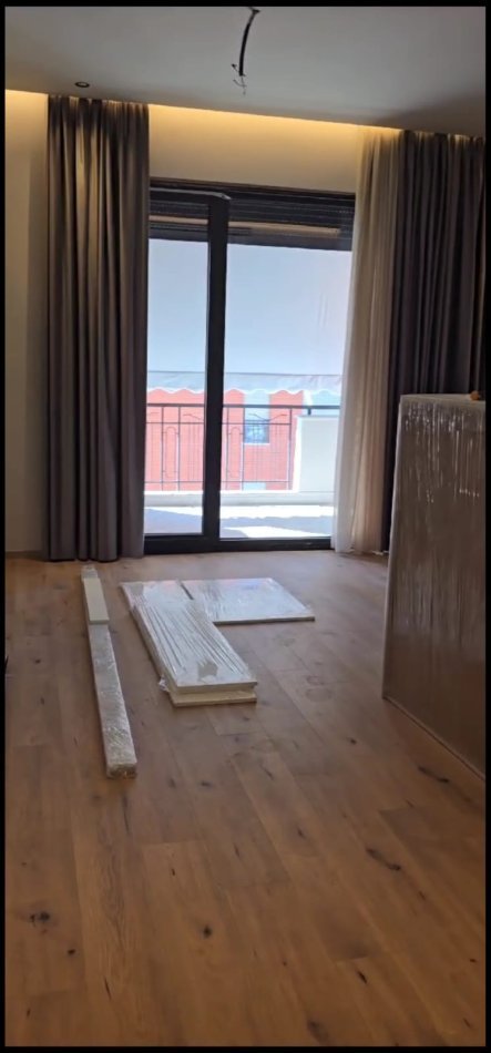 Tirane, jepet me qera apartament 2+1 Kati 5, 125 m² 1.000 € (21 Dhjetori)