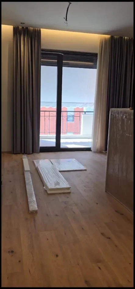 Tirane, jepet me qera apartament 2+1 Kati 5, 125 m² 1.000 € (21 Dhjetori)