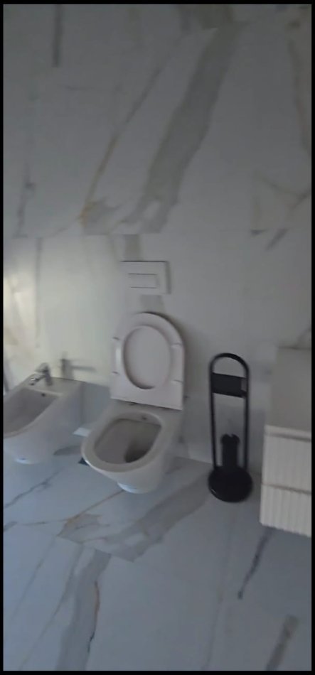 Tirane, jepet me qera apartament 2+1 Kati 5, 125 m² 1.000 € (21 Dhjetori)