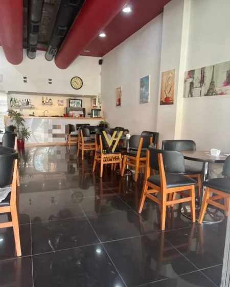 Tirane, shitet dyqan Kati 0, 75 m² 320.000 € (MYSLYM SHYRI)