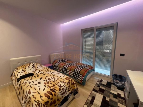 Tirane, jepet me qera Vile 4 Katshe , 480 m² 6.500 € (Sauk i vjeter)