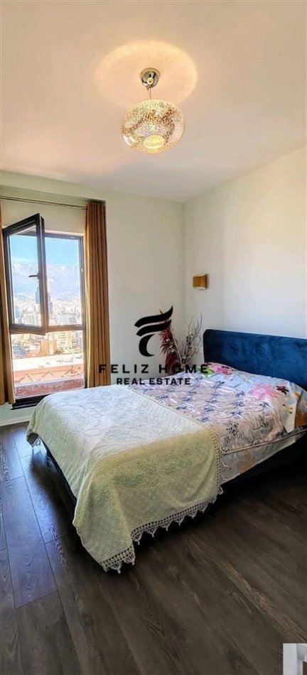 Tirane, jepet me qera apartament 1+1+Ballkon Kati 21, 78 m² 830 € (RRUGA E KAVAJES)