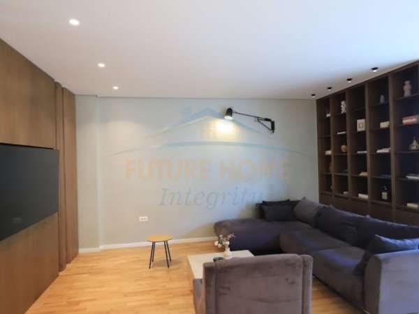 Tirane, shitet apartament 3+1 Kati 2, 148 m² 416.000 € (TEG)