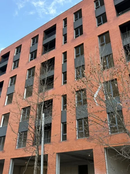 Tirane, shes apartament 1+1+Ballkon Kati 5, 73 m² 69.000 € (GJIMNAZI ISA BOLETINI)