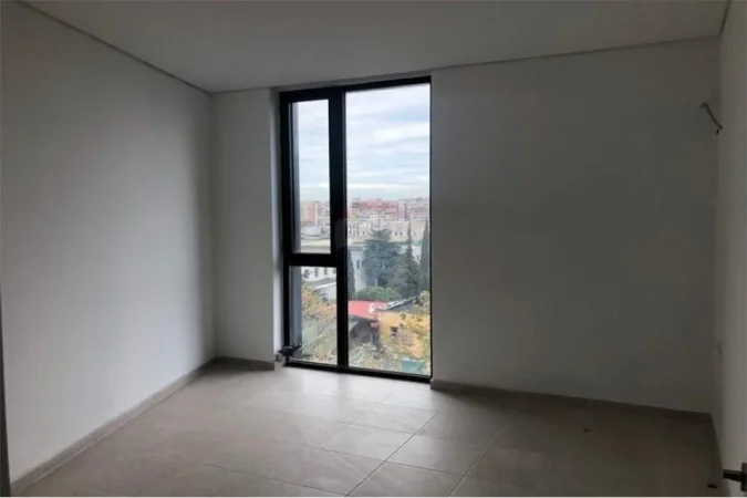 jepet me qera Kati 4, 70 m² 400 €