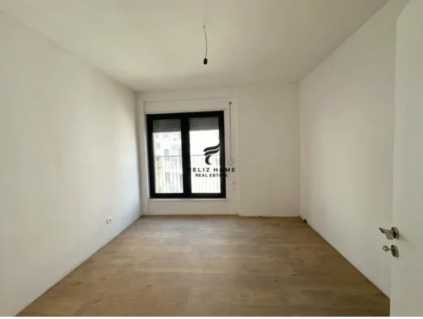 Tirane, shitet apartament 3+1+Ballkon Kati 5, 190 m² 360.000 € (KODRA E DIELLIT)