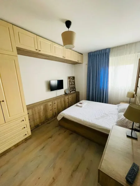 Tirane, jepet me qera apartament 1+1 Kati 8, 80 m² 520 € (Astir)