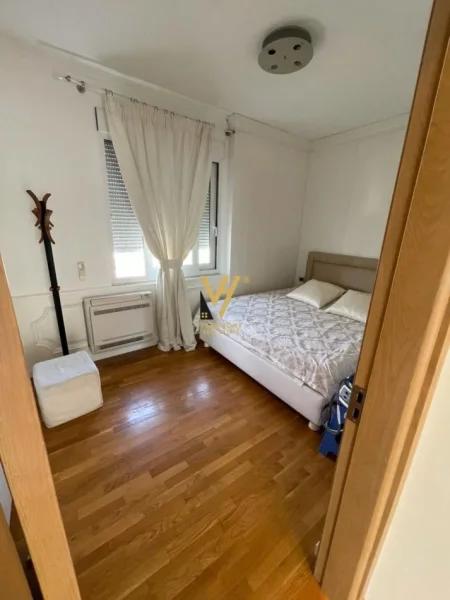 Tirane, jepet me qera apartament 2+1+Ballkon Kati 8, 140 m² 2.000 € (BLLOK)