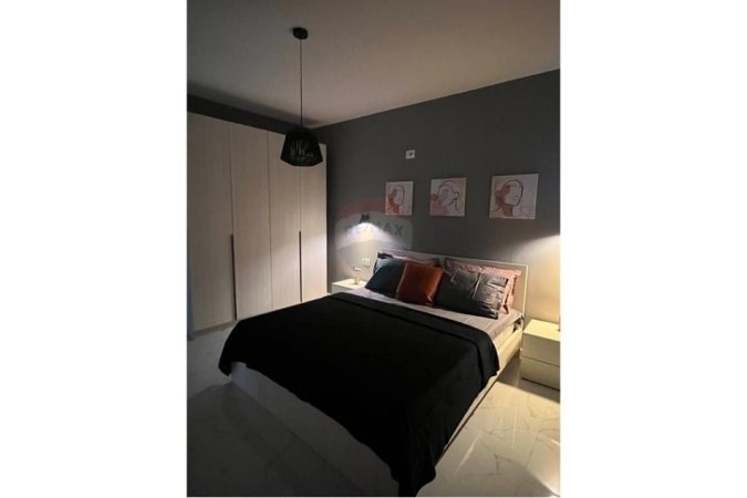 Tirane, jepet me qera apartament 2+1 Kati 1, 68 m² 700 € (Myslym Shyri)