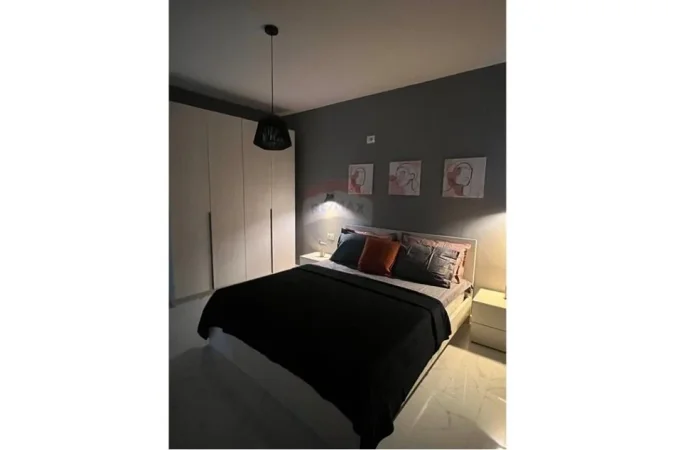 Tirane, jepet me qera apartament 2+1 Kati 1, 68 m² 700 € (Myslym Shyri)