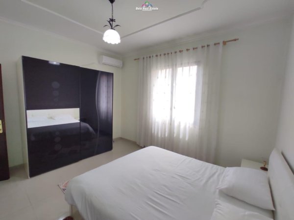 Tirane, jepet me qera apartament 1+1+Ballkon Kati 2, 60 m² 500 € (shkolla e baletit)