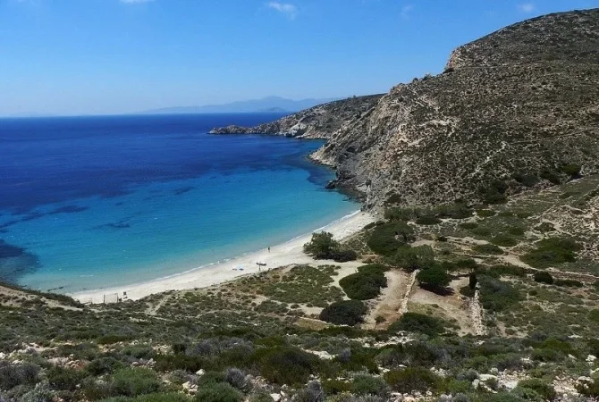 Himare, shitet toke ne bregdet , 1.600 m² 400.000 € (Livadh Himare)