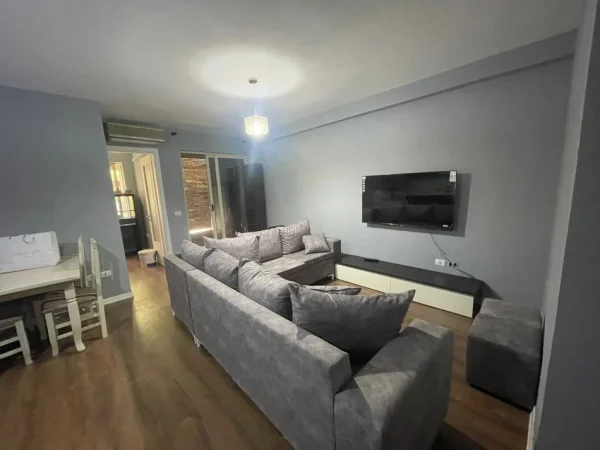 Tirane, shitet apartament 2+1+Aneks+Ballkon Kati 2, 99 m² 150.000 € (yzberisht)
