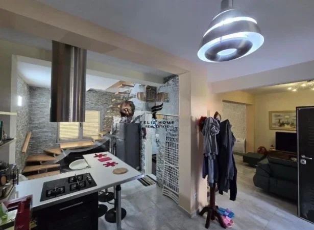 Durres, shitet Vile 3+1+Ballkon Kati 2, 210 m² 370.000 € (QERRET)