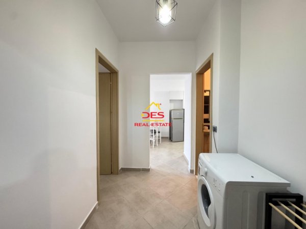 Vlore, jepet me qera apartament 1+1+Ballkon Kati 6, 70 m² 320 € (Rruga Sadik Zotaj)