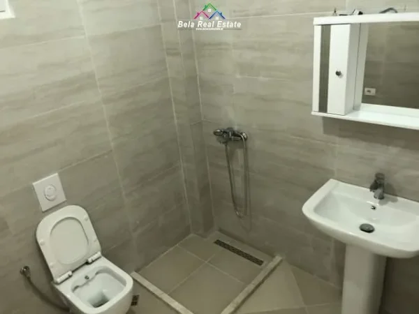 Vile me qera  1+1 Kati 1, 70 m² 350 Euro (Yzberisht)