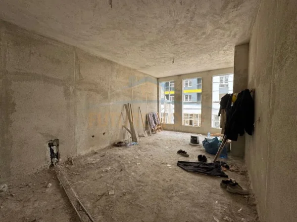 Tirane, shitet apartament 2+1 Kati 1, 90 m² 85.700 € (UNIVERS CITY)