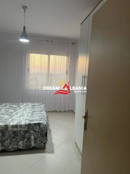 Tirane, jepet me qera apartament 1+1 Kati 8, 70 m² 500 € (Ne Yzberisht, prane Gega Oil)