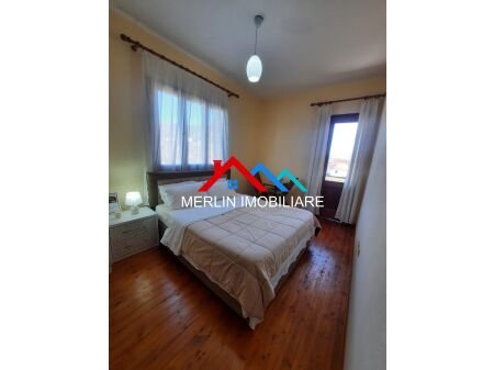 Tirane, jepet me qera Vile 2+1+Ballkon Kati 3, 288 m² 1.400 € (NDROQ)