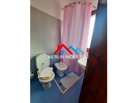 Tirane, jepet me qera Vile 2+1+Ballkon Kati 3, 288 m² 1.400 € (NDROQ)