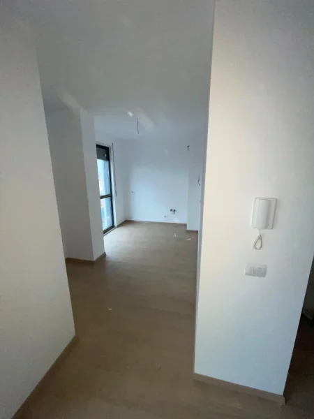 Tirane, shitet apartament 2+1+Ballkon Kati 5, 117 m² (Akses Tirana)