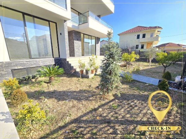 Tirane, shitet Vile 2 Katshe , 506 m² 850.000 € (Sauk)
