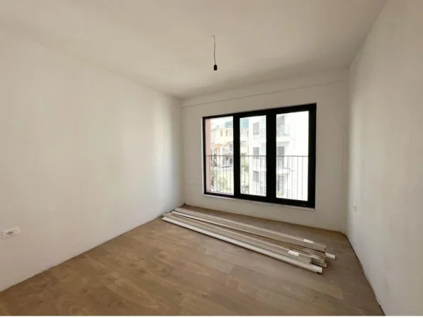 Tirane, shitet apartament 3+1 , 149 m² (Kopshti Botanik)